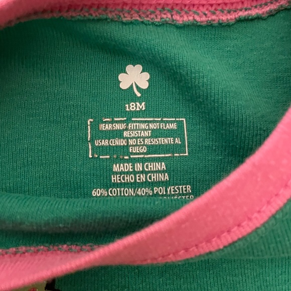 St. Patrick’s Day Matching Pajamas Set 18 months - Picture 4 of 6